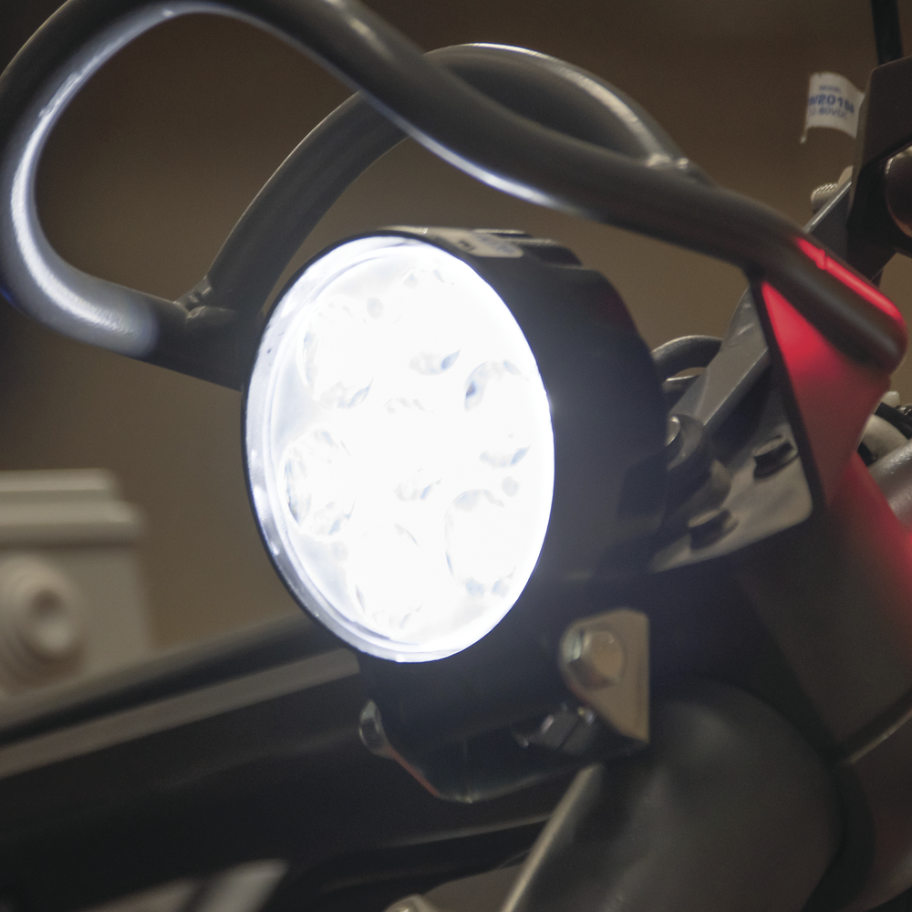 Luz de trabajo LED ultra brillosa, 1000 lúmenes - Imagen 4