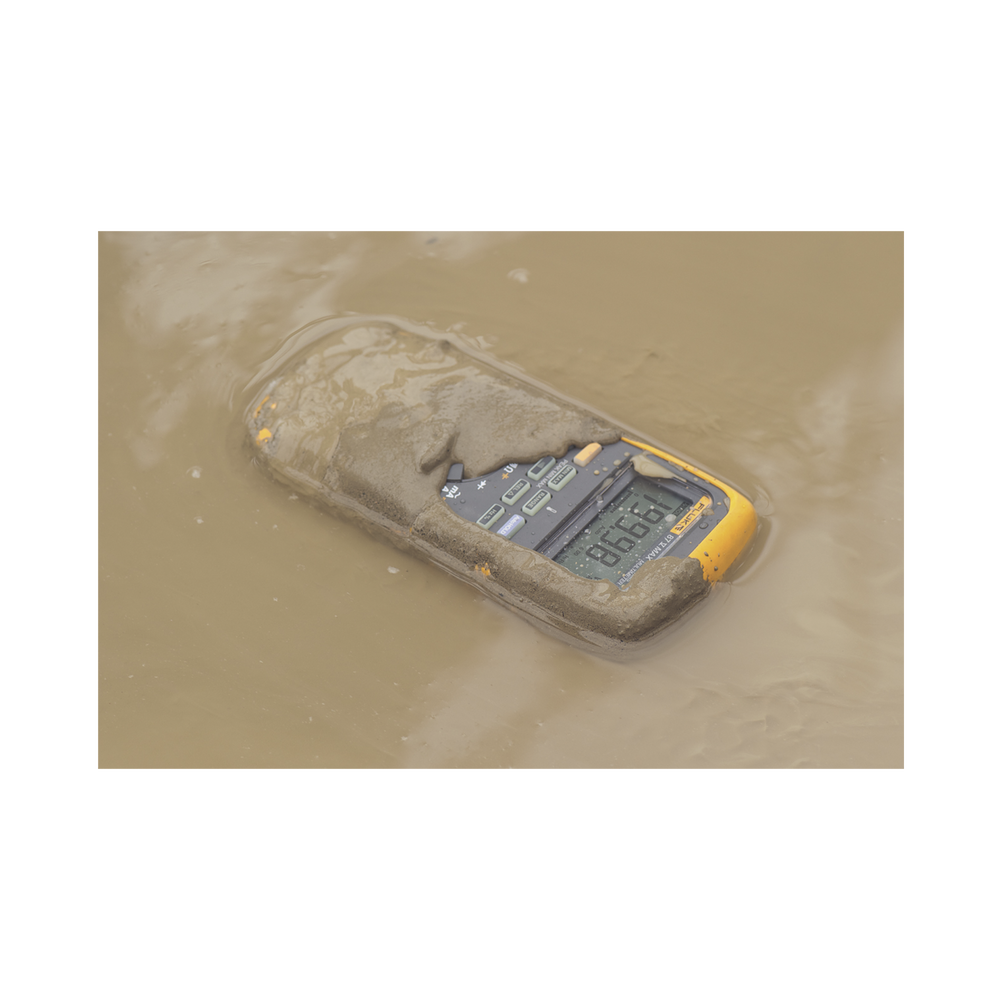Multímetro Digital True-rms / Fluke 87V MAX / IP67 Waterproof / 1000V AC-DC / 10A / 4 m (13 ft) Drop Test / -40°C a +55°C / CAT IV 600V - Imagen 2