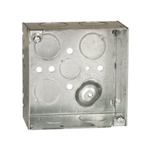 Caja Cuadrada Galvanizada de 4 x 4" / Profundidad 2 1/8 / 11 Entradas de 3/4" y 1 de 1/2".