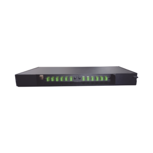 Patch panel de 12 puertos de 1u, incluye pigtails, adapters plates y splice tray