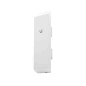 NanoStation airMAX M2 CPE, hasta 150 Mbps, frecuencia 2 GHz (2412-2462 MHz) con antena integrada de 11 dBi