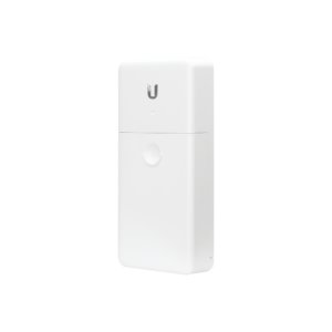 Switch PoE 24 V de Paso para Exterior con 4 Puertos Gigabit (1 PoE In, 3 PoE Out) NanoSwitch