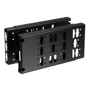 Kit de Soportes Para Instalaci??n de PDUs Verticales, en Racks de 2 o 4 Postes de Panduit, Color Negro