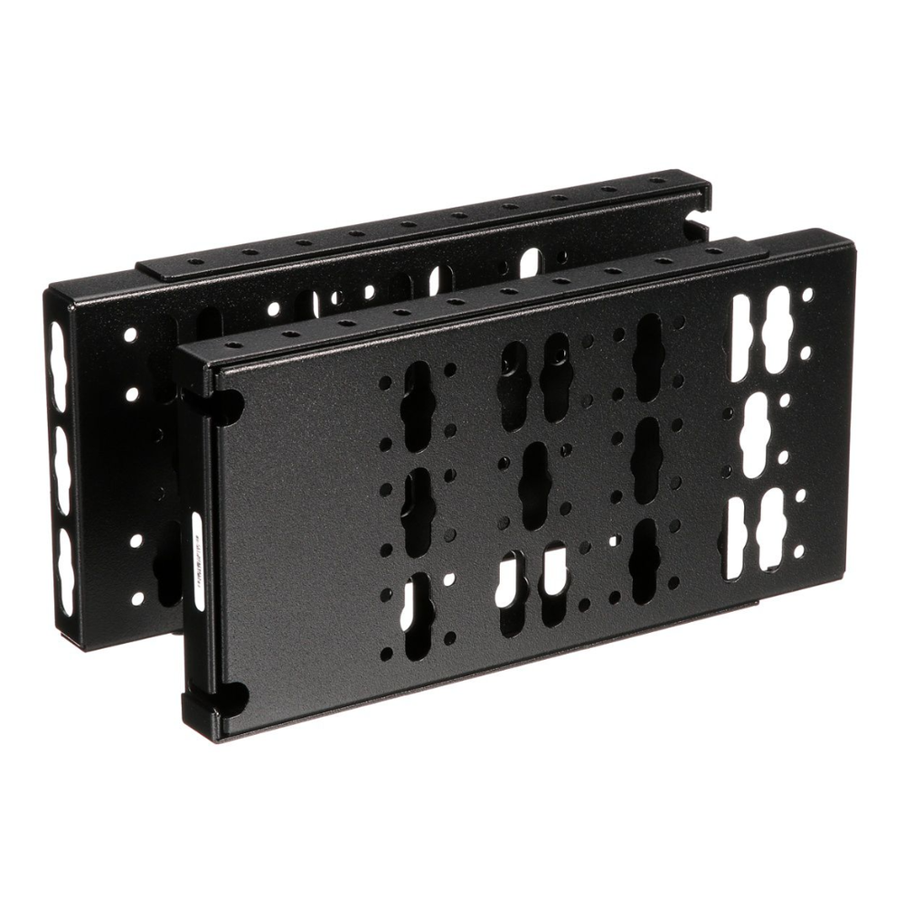 Kit de Soportes Para Instalaci??n de PDUs Verticales, en Racks de 2 o 4 Postes de Panduit, Color Negro