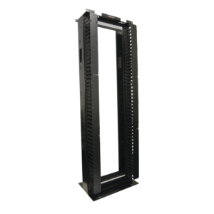 Rack de Aluminio System de 7ft x 19in, 45UR, Con organizadores verticales, conexi??n de tierra y accesorios de montaje